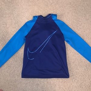 Nike Dri-Fit Sweatshirt with hoodie